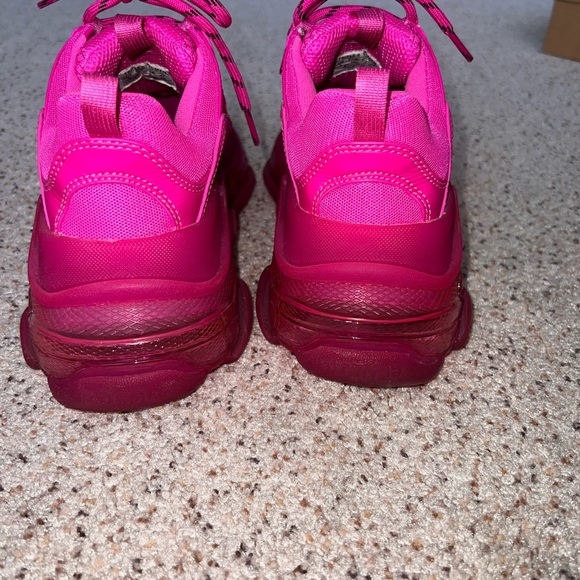 Balenciaga Triple S clear sole sneaker in fuchsia pink size EU39 US9 Authentic. - Picture 6 of 11